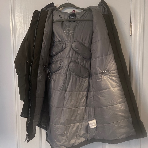 Helly Hanson Parka - Picture 9 of 9